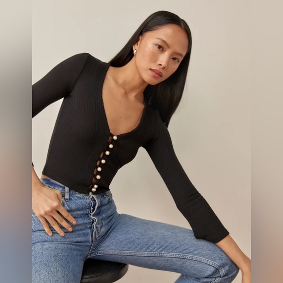 Reformation Tops - Reformation Gellar Knit Top Cream with Pearl Buttons
